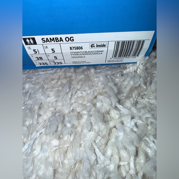 Adidas Samba White and Black Sneakers - Picture 7 of 7